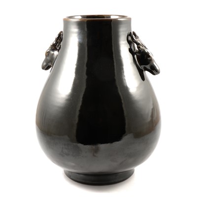 Lot 13 - Chinese porcelain Hu vase