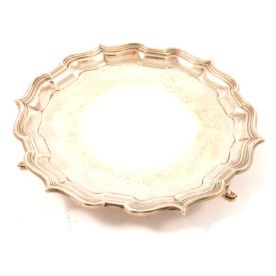Lot 87 - Presentation silver salver, Birmingham 1959