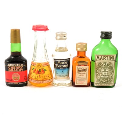 Lot 125 - Large collection of miniatures, global spirits and liqueurs