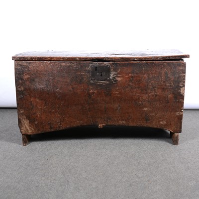 Lot 194 - Joined oak coffer, thick six plank construction