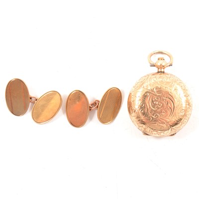 Lot 115 - A 9 carat yellow gold full sovereign case, pair of 9 carat cufflinks.