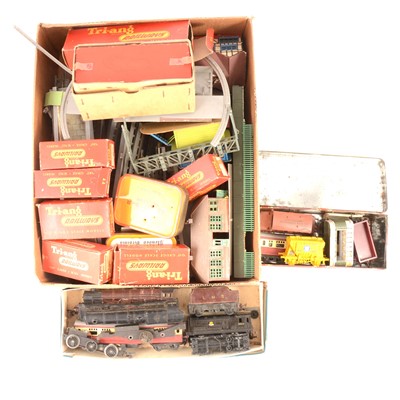 Lot 133 - Quantity of OO gauge model railways
