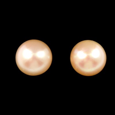 Lot 255 - Three pairs of earrings for pierced ears.