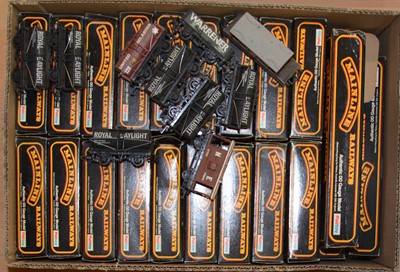 Lot 73 - Fifty Mainline OO gauge model railway wagons and rolling-stock