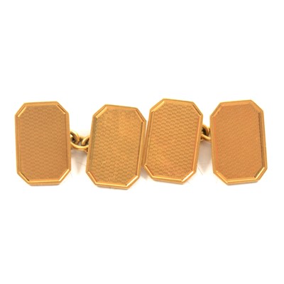 Lot 263 - A pair of 18 carat yellow gold chain link cufflinks.