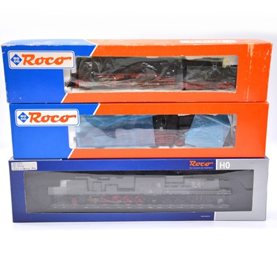 Lot 128 - Three Roco HO gauge model railway locomotives with tenders including ref 63224 DB 23-035