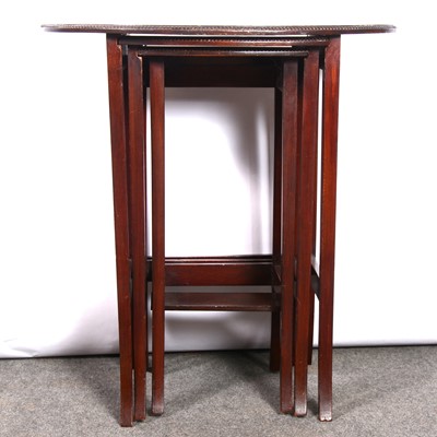 Lot 547 - Edwardian nest of three walnut coffee tables