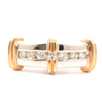 Lot 39 - A modern diamond set dress ring.