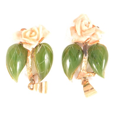 Lot 292 - A pair of coral and jade pendants