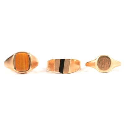 Lot 266 - Three 9 carat yellow gold signet rings.