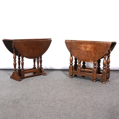 Lot 508 - Two oak drop leaf coffee tables