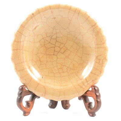 Lot 3 - Chinese porcelain small dish