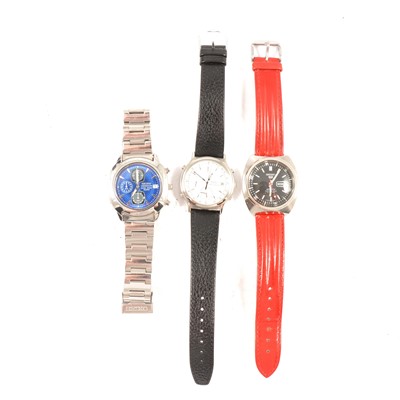 Lot 407 - Thirty vintage Seiko wristwatches.
