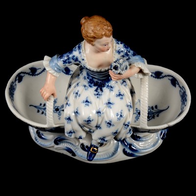 Lot 17 - Near pair of Meissen porcelain figural table salts, late 19th / early 20th century