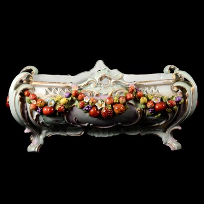 Lot 80 - Continental porcelain centre bowl