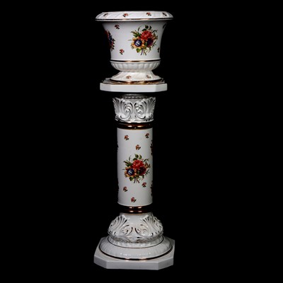 Lot 116 - Chinese jardiniere and stand.