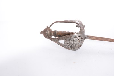Lot 48 - Cavalry broadsword