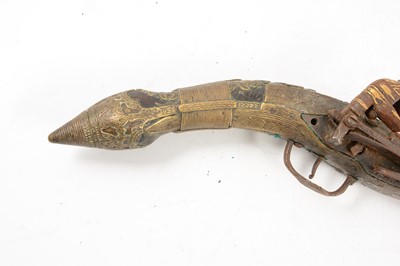 Lot 9 - Turkish flintlock pistol and an Arab pistol