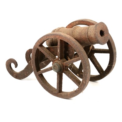 Lot 32 - Cast iron model cannon