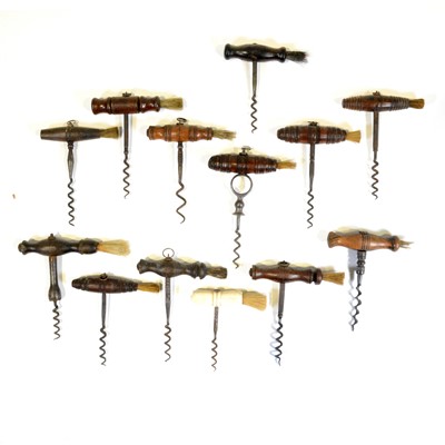 Lot 49 - Thirteen direct pull corkscrews