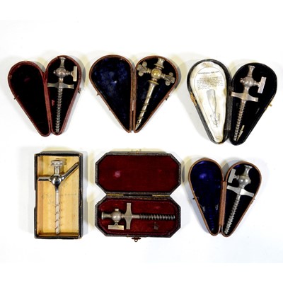 Lot 62 - Six boxed champagne taps