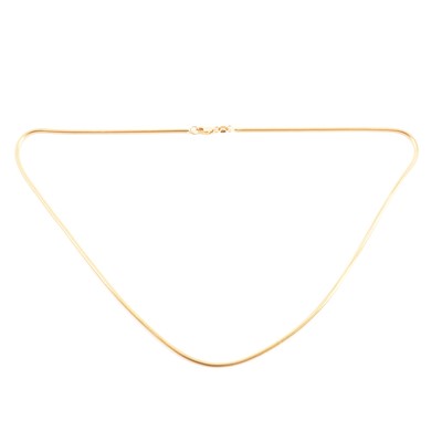 Lot 218 - A yellow metal chain necklace.