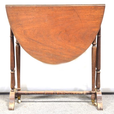 Lot 350 - Edwardian walnut Sutherland table