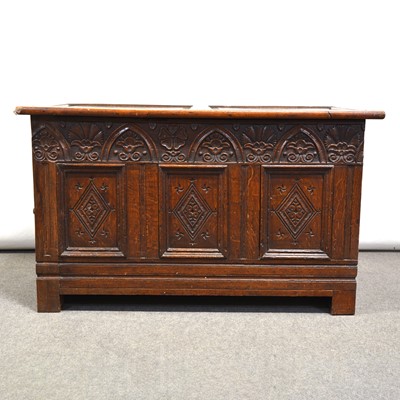 Lot 315 - George III oak coffer