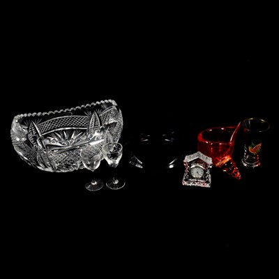 Lot 59 - Assorted household ceramics and glass