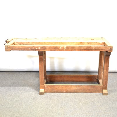 Lot 369 - Old chair makers work bench