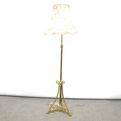Lot 333 - Edwardian brass standard lamp with shade