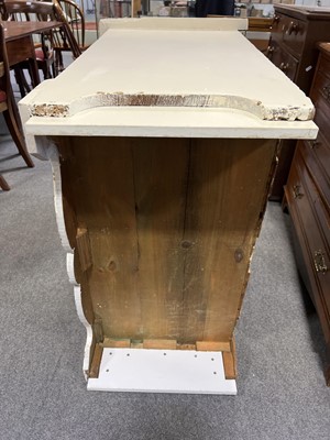 Lot 33 - Victorian painted pine chest of drawers