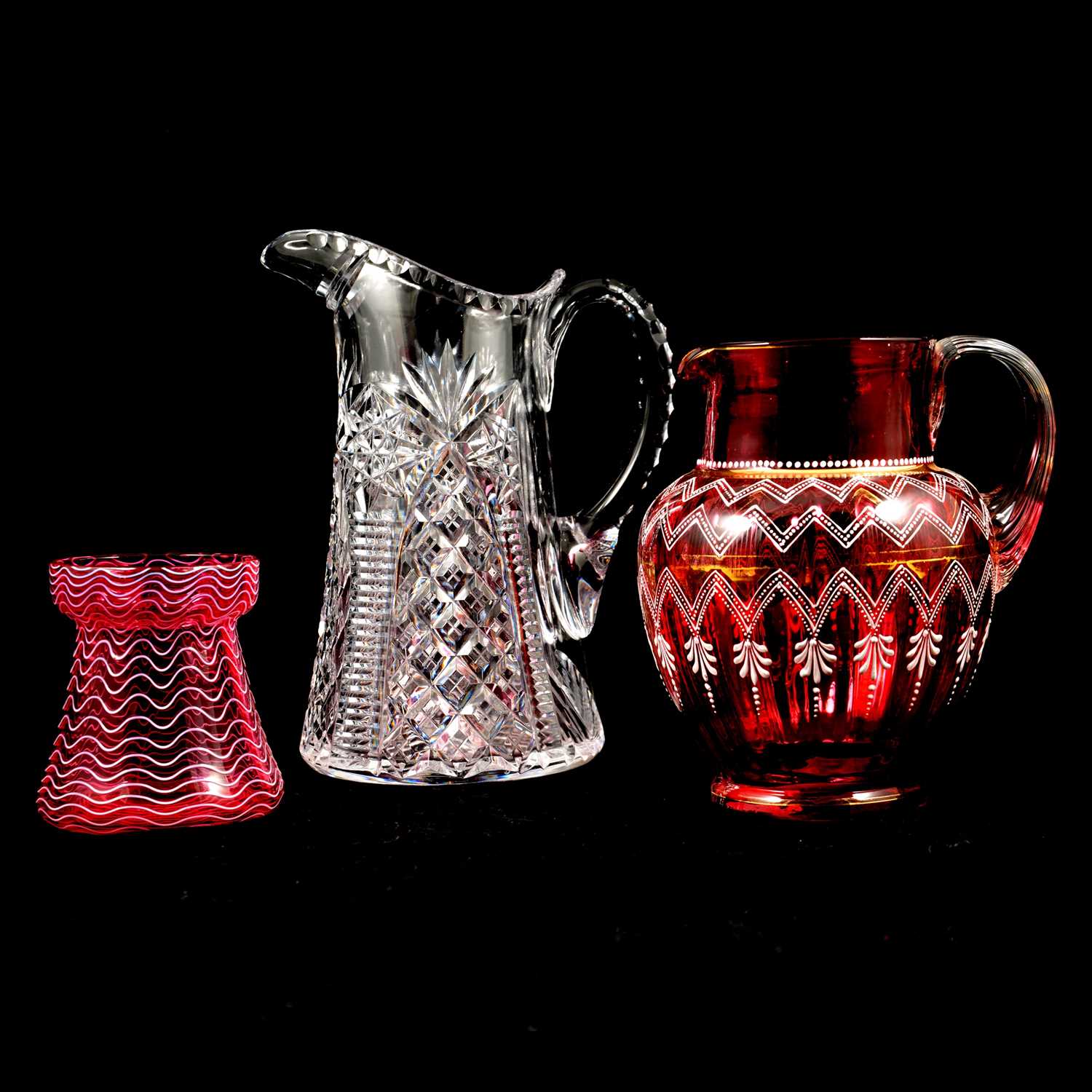 Lot 47 - Small quantity of cut and coloured glassware