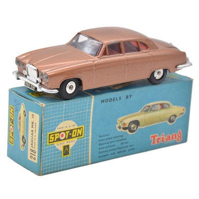 Lot 103 - Tri-ang Spot-On Toy model 218 Jaguar Mk.10, metallic brown