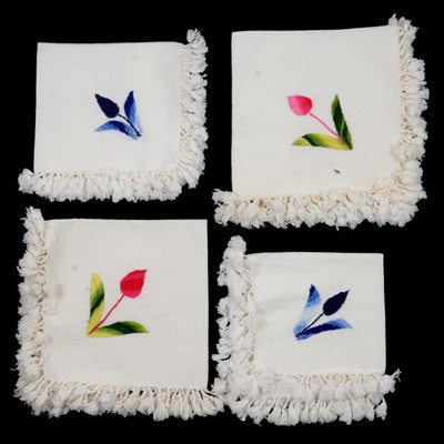 Lot 78 - Box of linen and lace tablecloths.