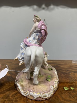 Lot 14 - Meissen porcelain model