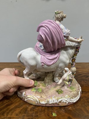 Lot 14 - Meissen porcelain model