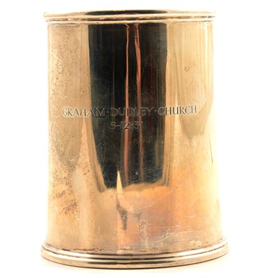 Lot 288 - Glass-bottomed silver tankard, Edward Barnard & Sons Ltd, London 1931