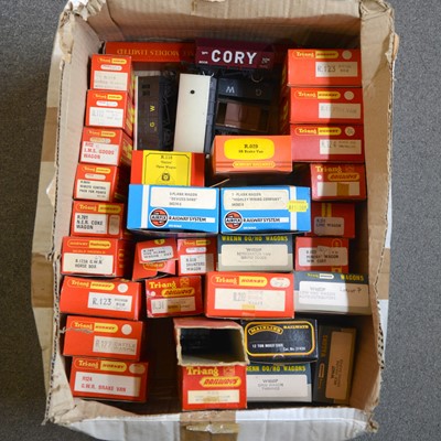 Lot 389 - Thirty-six OO gauge freight wagons, including Airfix, Tri-ang, Mainline, Wrenn