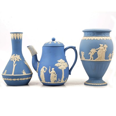 Lot 118 - One box of Wedgwood mostly pale blue jasperware