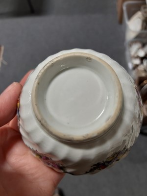 Lot 26 - Small group of English porcelain teawares, and two Continental coffee cans