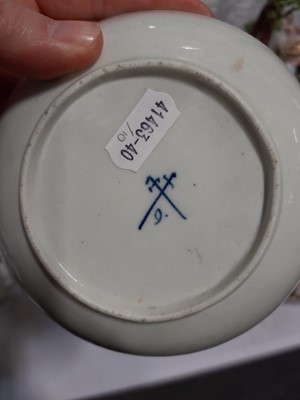 Lot 48 - Small group of late 18th/ early 19th century English porcelain