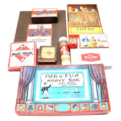 Lot 172 - A collection of vintage games