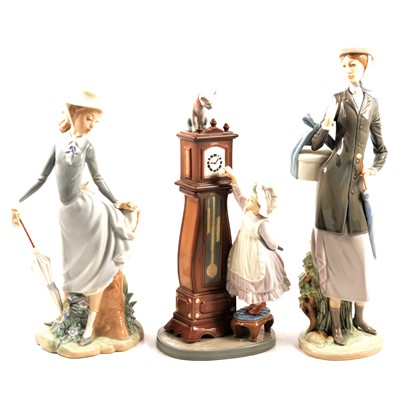 Lot 10 - Three Lladro porcelain figures