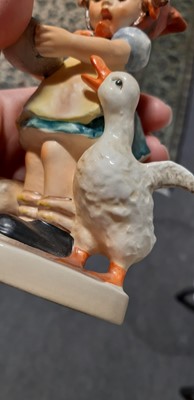 Lot 26 - Small collection of Goebel Hummel figures