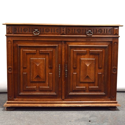 Lot 434 - French walnut buffet, 19th century