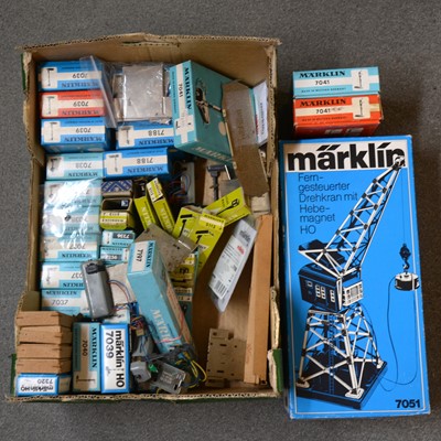 Lot 411 - A tray of Marklin HO gauge trackside lights, signals and others, some boxed