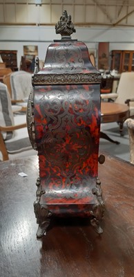 Lot 85 - French boulle mantel clock