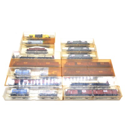 Lot 423 - Fifteen Fleischmann HO gauge wagons, boxed
