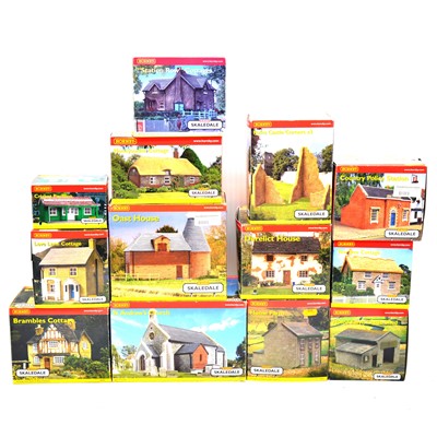 Lot 354 - Thirteen Hornby OO gauge Skaledale buildings, boxed